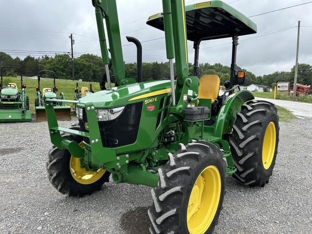 Image of John Deere 5067E equipment image 1