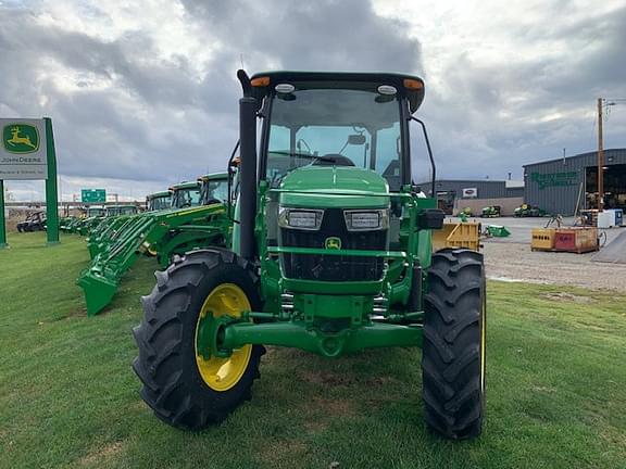 Image of John Deere 5067E equipment image 1