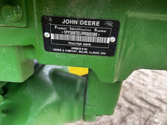 Image of John Deere 5067E equipment image 1