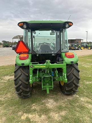 Image of John Deere 5067E equipment image 3