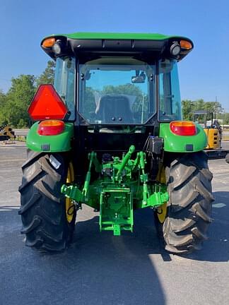 Image of John Deere 5067E equipment image 2