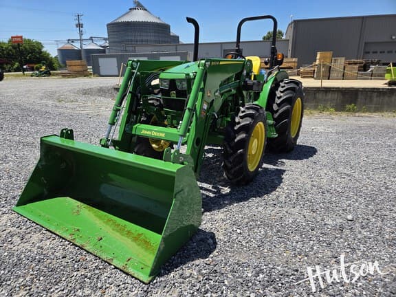Image of John Deere 5067E equipment image 1