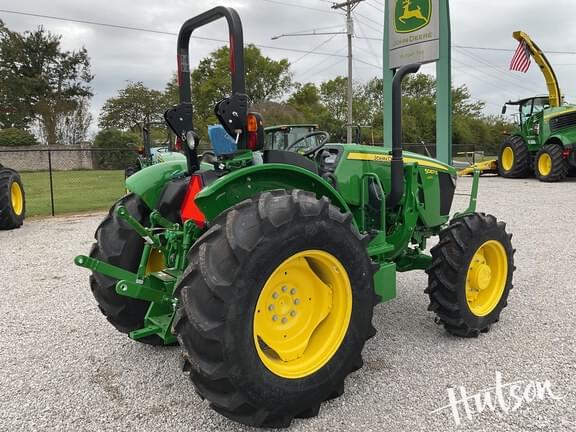 Image of John Deere 5067E equipment image 2