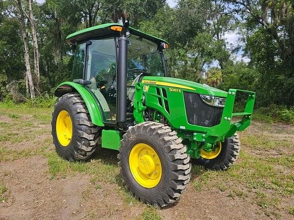 Image of John Deere 5067E Primary image