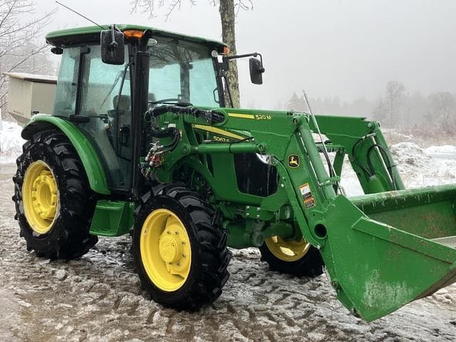 Image of John Deere 5067E equipment image 2