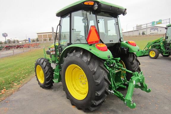 Image of John Deere 5067E equipment image 2