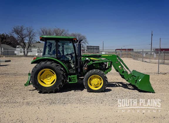 Image of John Deere 5067E Image 1