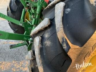 Image of John Deere 5067E equipment image 4