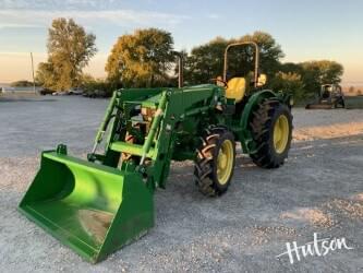 Image of John Deere 5067E equipment image 1