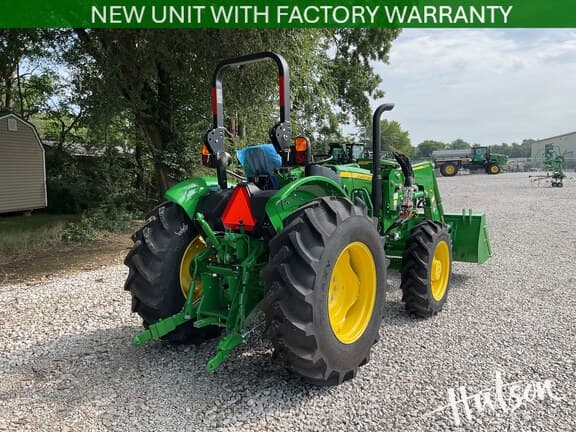 Image of John Deere 5067E equipment image 3