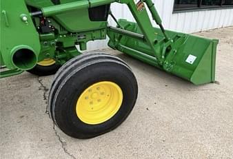 Main image John Deere 5067E 10