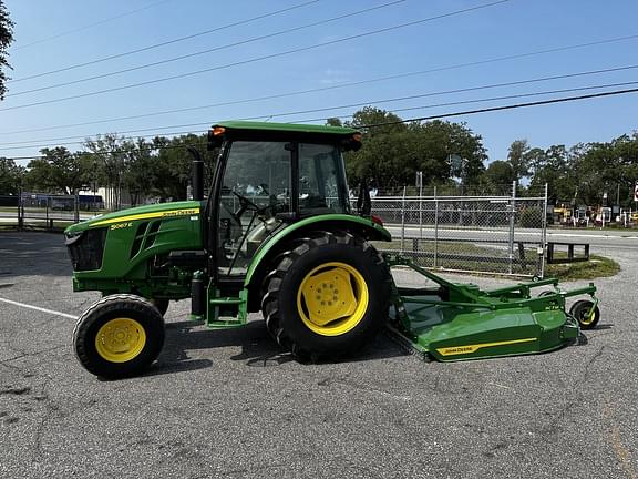 Image of John Deere 5067E equipment image 3