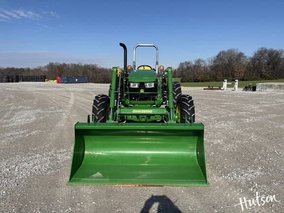 Image of John Deere 5067E equipment image 1