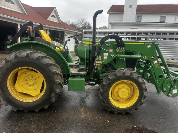 Image of John Deere 5067E equipment image 1
