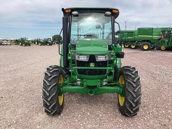 Image of John Deere 5067E equipment image 1