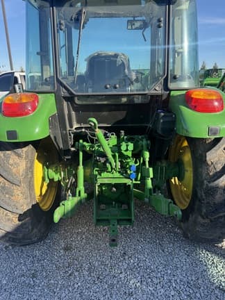 Image of John Deere 5067E equipment image 3