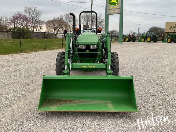 Image of John Deere 5067E equipment image 3