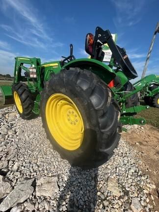 Image of John Deere 5067E equipment image 2