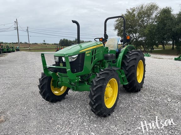 Image of John Deere 5067E equipment image 2