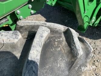 Image of John Deere 5067E equipment image 4