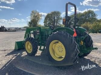 Image of John Deere 5067E equipment image 2