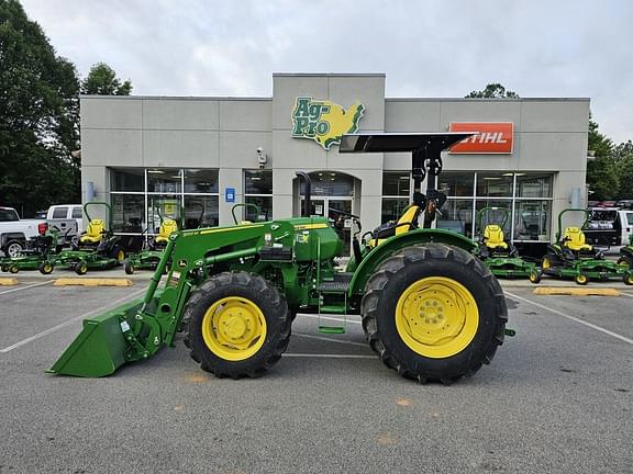 Image of John Deere 5067E equipment image 3