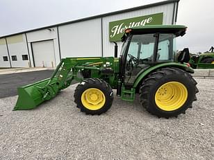 Main image John Deere 5075E 4