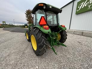 Main image John Deere 5075E 7