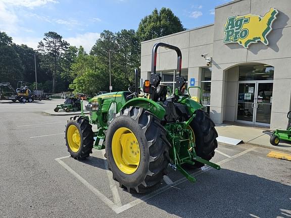 Image of John Deere 5075E equipment image 2