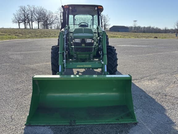 Image of John Deere 5075E equipment image 3