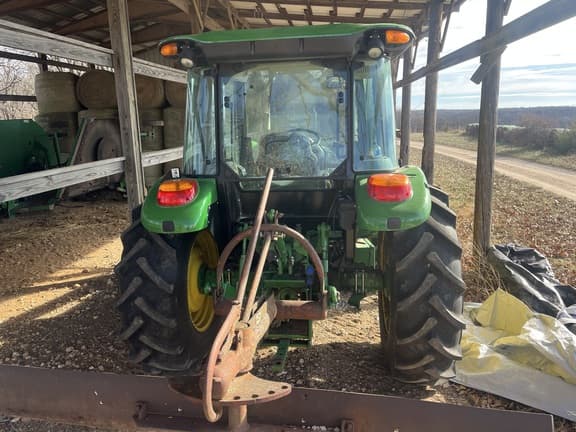 Image of John Deere 5075E equipment image 3