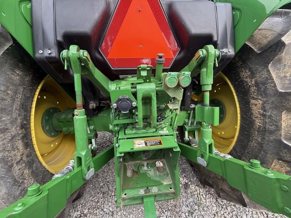 Image of John Deere 5075E equipment image 4