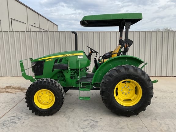 2024 John Deere 5075E Image
