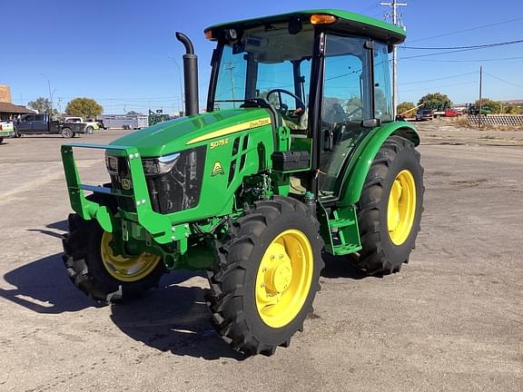 Image of John Deere 5075E Primary image