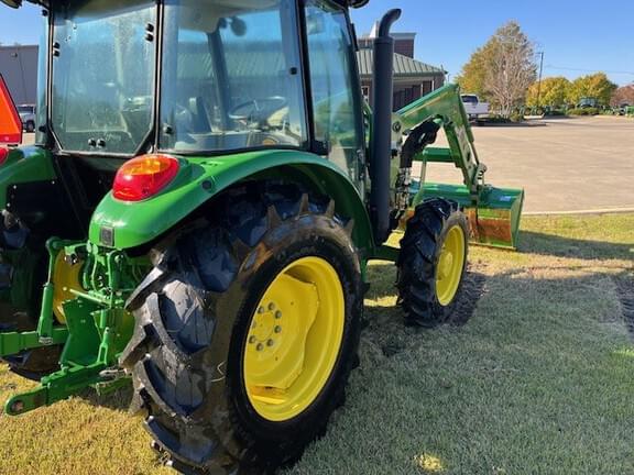 Image of John Deere 5075E equipment image 2