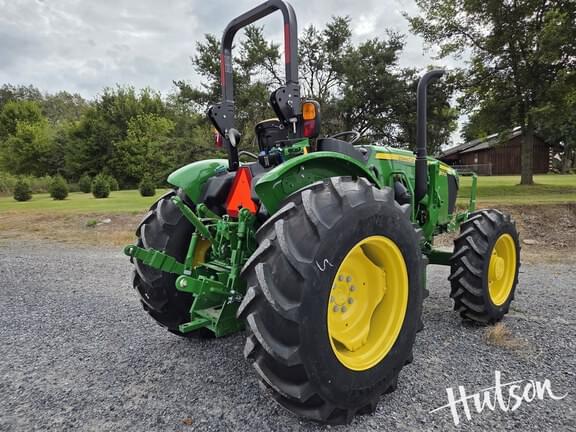 Image of John Deere 5075E equipment image 3
