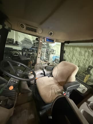 Image of John Deere 5075E equipment image 2