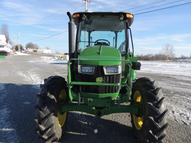 Image of John Deere 5075E equipment image 4