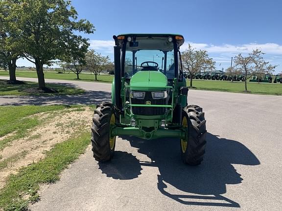 Image of John Deere 5075E equipment image 2