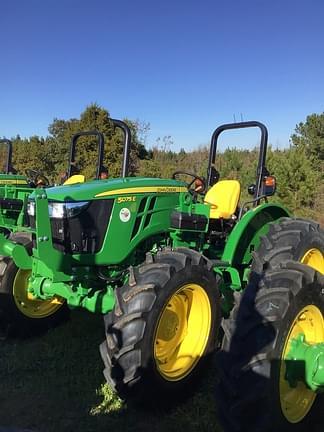 Image of John Deere 5075E equipment image 3