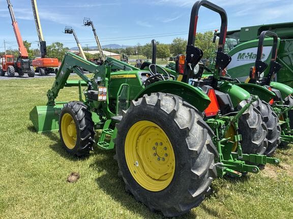 Image of John Deere 5075E equipment image 3