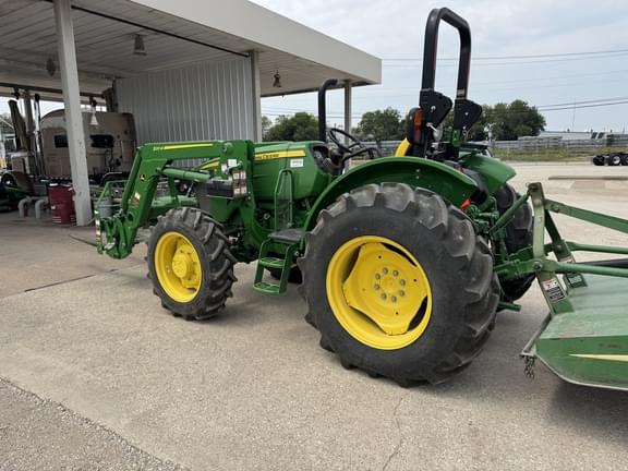 Image of John Deere 5075E equipment image 4