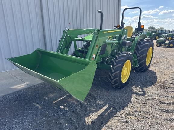 Image of John Deere 5075E equipment image 2