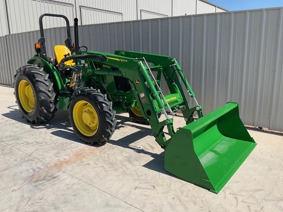 Image of John Deere 5075E equipment image 4