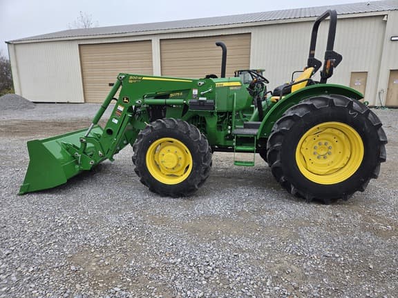 Image of John Deere 5075E equipment image 2