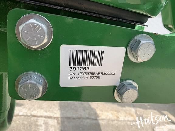 Image of John Deere 5075E equipment image 4