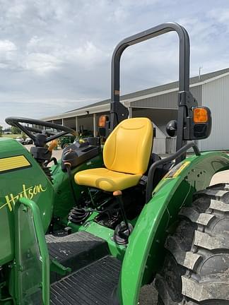 Image of John Deere 5075E equipment image 2