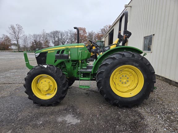 Image of John Deere 5075E equipment image 2
