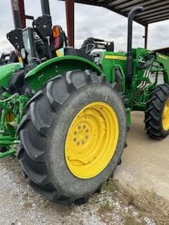 Image of John Deere 5075E equipment image 1