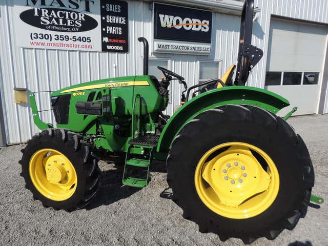 Image of John Deere 5075E equipment image 1